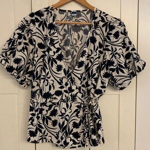 Old Navy navy and White Floral Wrap Blouse
